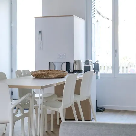 Jolie Maison Renovee Quartier Arago, A 5 Min A Pied De La Des Sables - 6 Personnes Holiday home Les Sables-d'Olonne