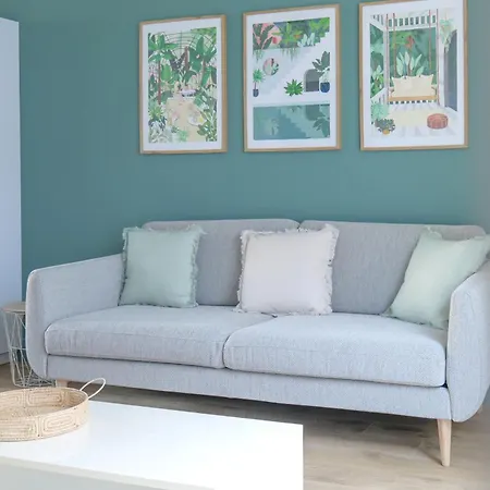 Jolie Maison Renovee Quartier Arago, A 5 Min A Pied De La Des Sables - 6 Personnes *